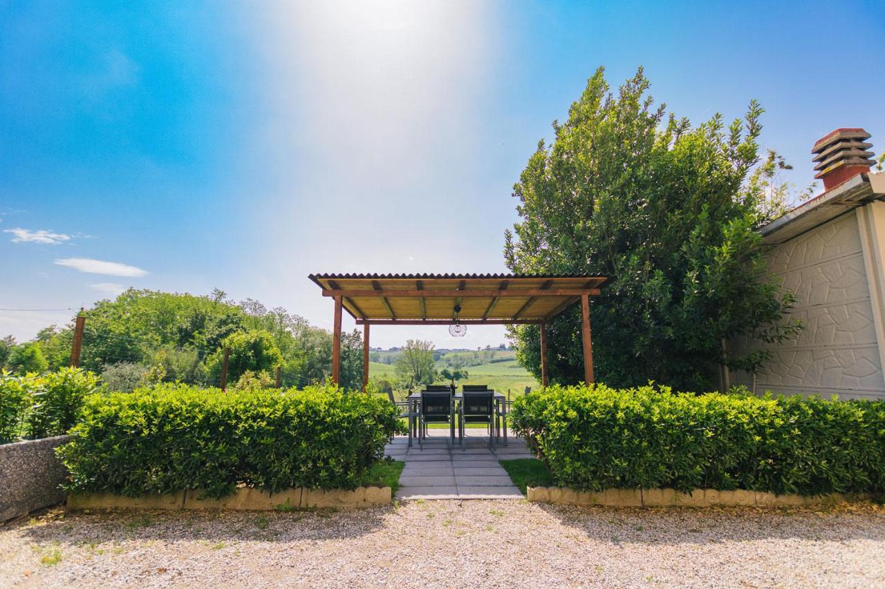 Podere La Vignata Toiano Dış mekan fotoğraf